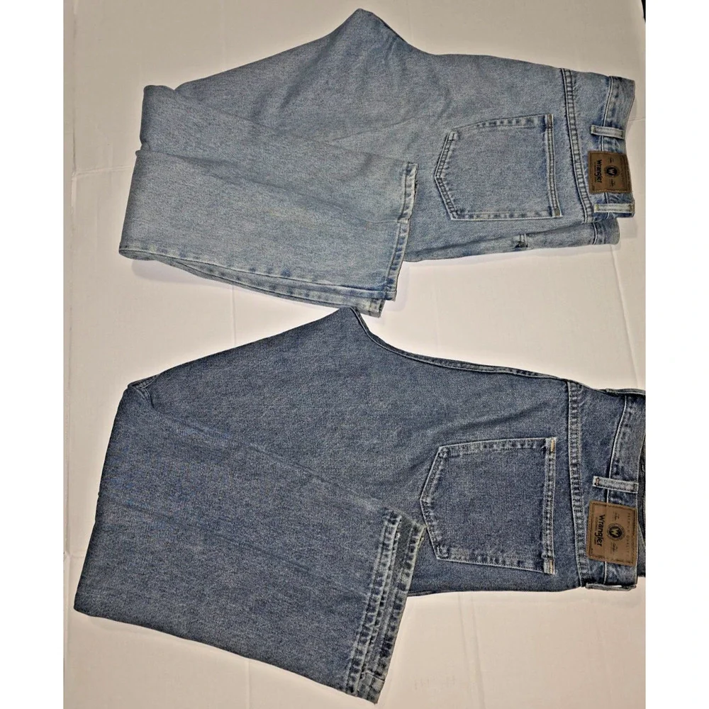 Lot of 2pcs Wrangler Men’s Blue Straight Leg Casual Style Jeans Size 40x32 M020 - Picture 8 of 16